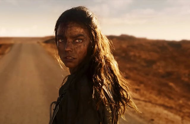 Tainted Glory: Ana Taylor-Joy looks back in anger in "Furiosa: a Mad Max Saga" / Photo courtesy of Warner Bros.